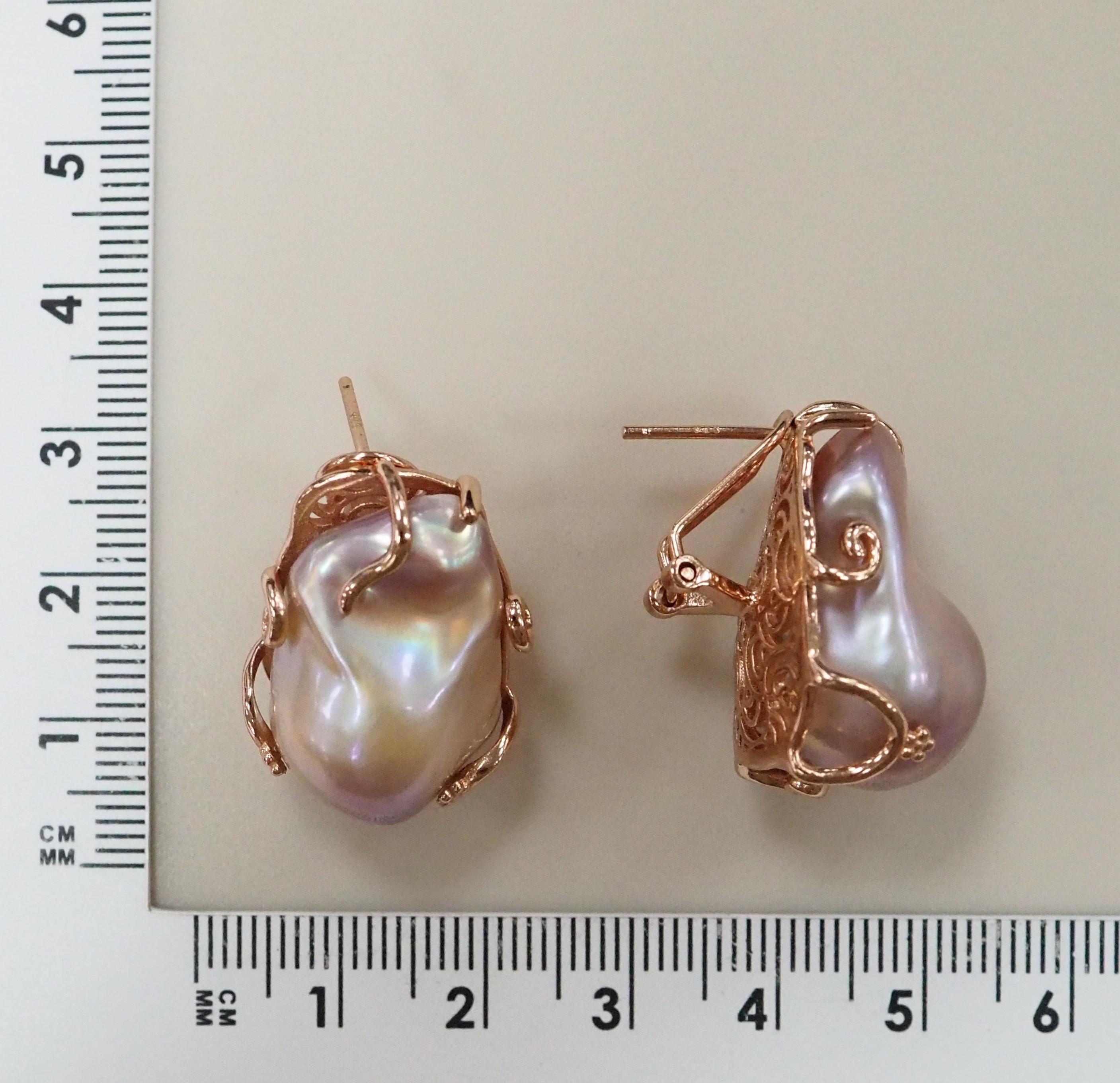 Серебряные серьги с жемчугом Барокко